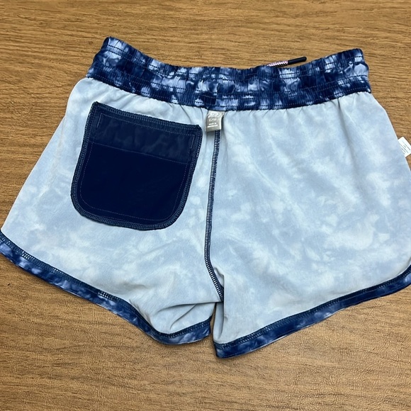 4 for $20 Athleta Girl shorts size 12 - Picture 3 of 5